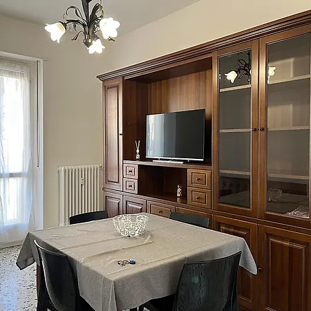 Casa Cr * Turin