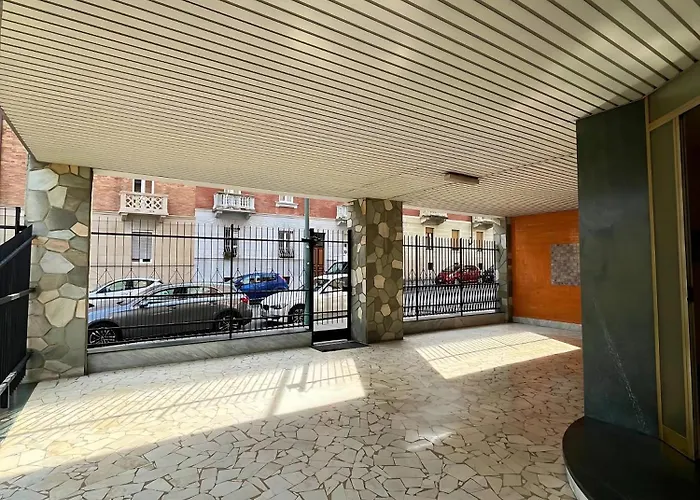 Casa Cr * تورينو