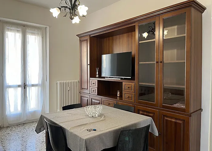 Casa Cr * تورينو