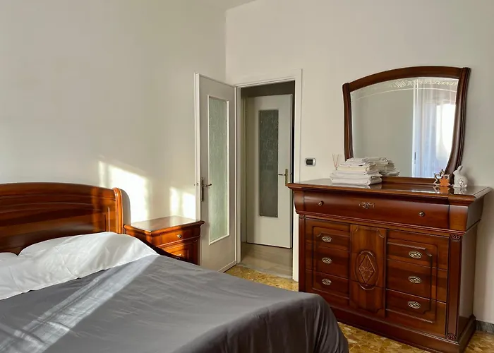 Casa Cr تورينو