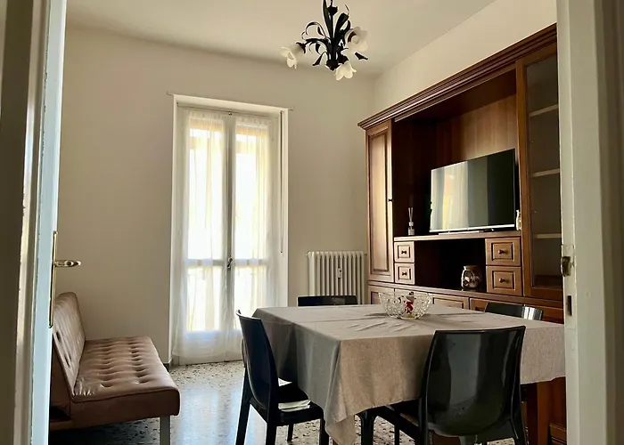 Casa Cr * تورينو